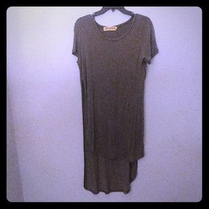NWOT Reverse short sleeve high/low tunic